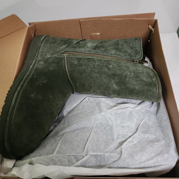 LAMO NIB Water And Stain Resistant Suede Boots Juniper Forest Green Size 11M - Picture 10 of 13